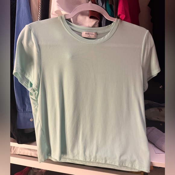 Babaton Tops - Aritzia Everyday T-shirt